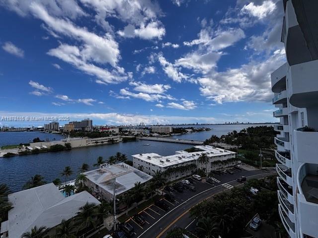 7910 Harbor Island Dr #1004, North Bay Village FL 33141