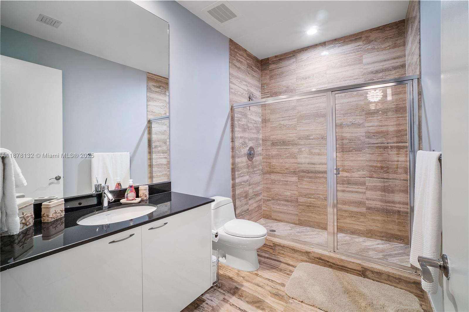 15811 Collins Ave #3907, Sunny Isles Beach FL 33160