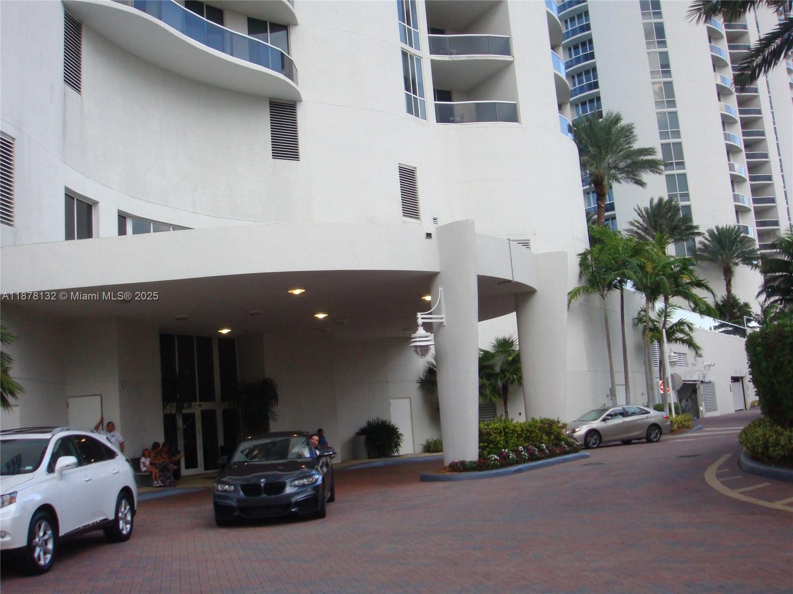 15811 Collins Ave #3907, Sunny Isles Beach FL 33160