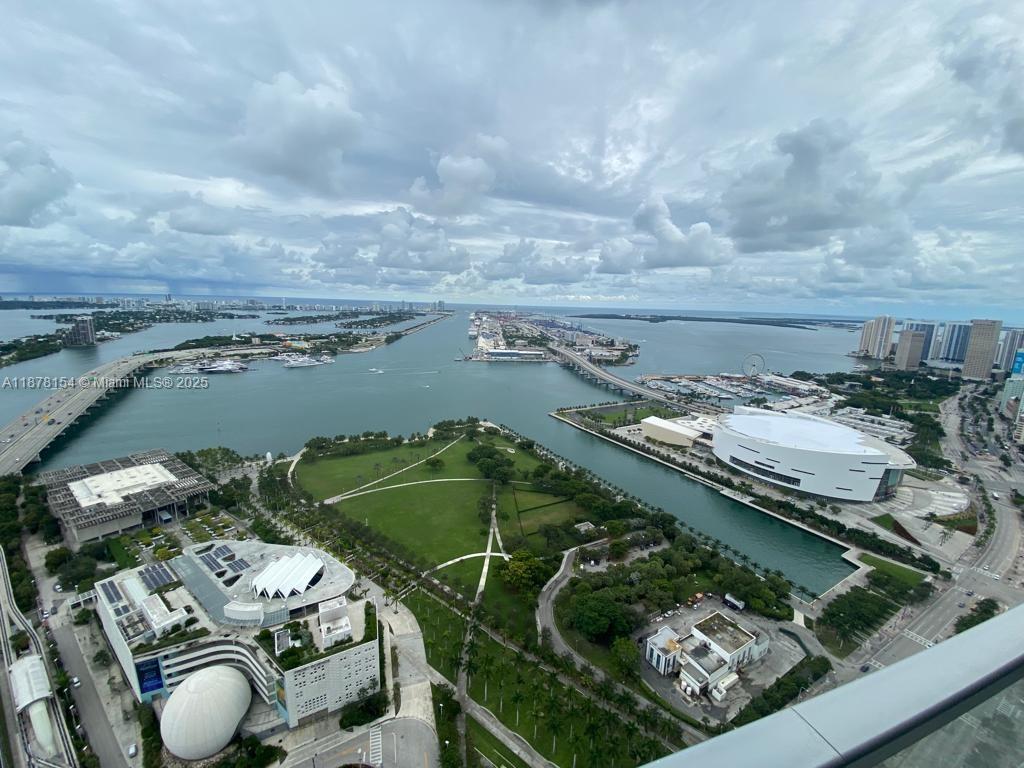 1100 Biscayne Blvd #4802, Miami FL 33132