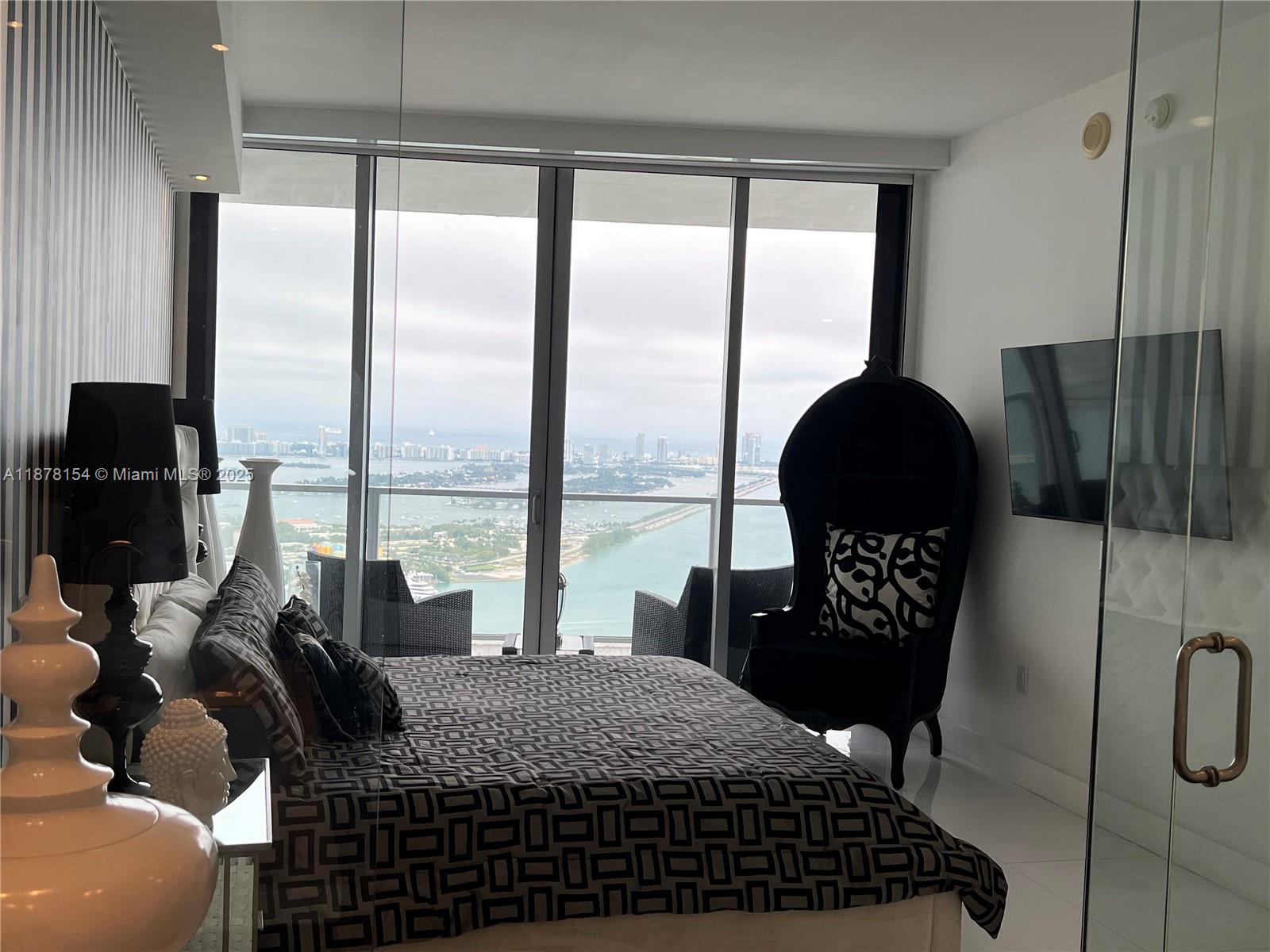 1100 Biscayne Blvd #4802, Miami FL 33132