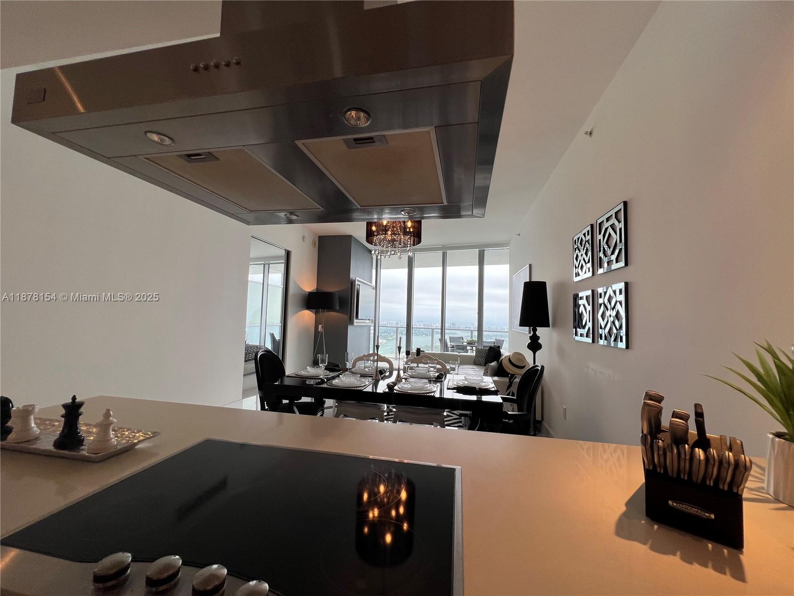 1100 Biscayne Blvd #4802, Miami FL 33132