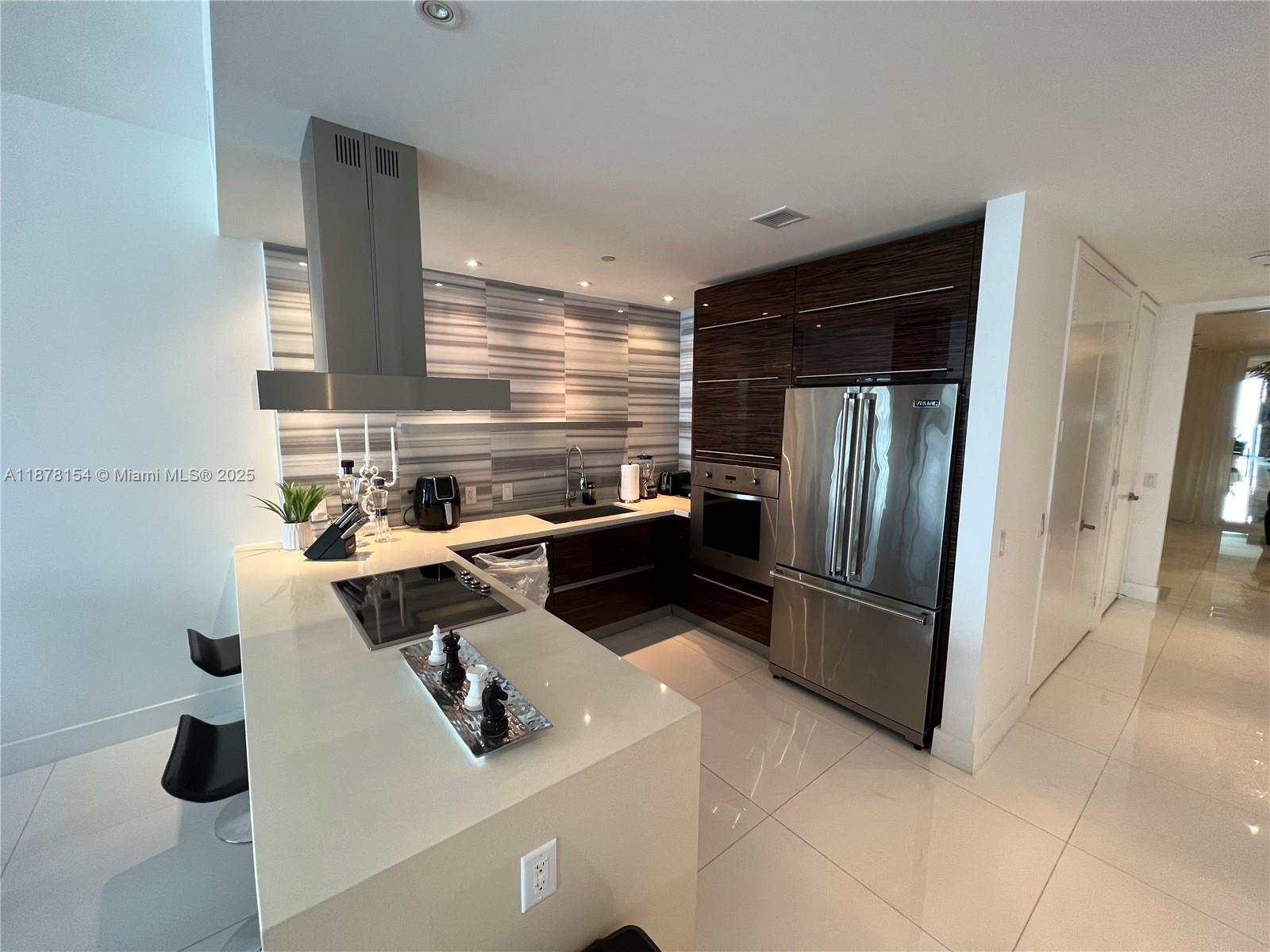 1100 Biscayne Blvd #4802, Miami FL 33132