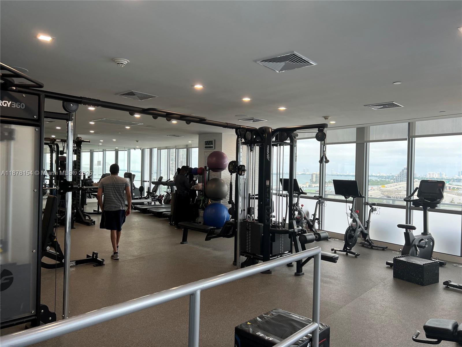 1100 Biscayne Blvd #4802, Miami FL 33132