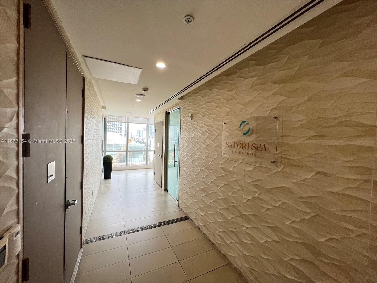 1100 Biscayne Blvd #4802, Miami FL 33132