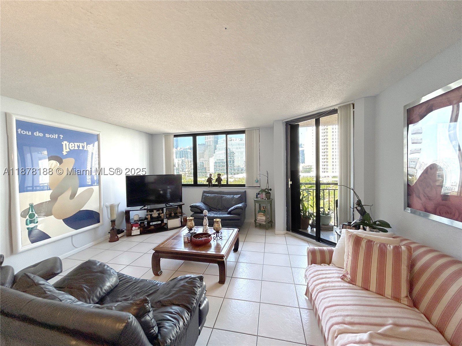 540 Brickell Key Dr #811, Miami FL 33131