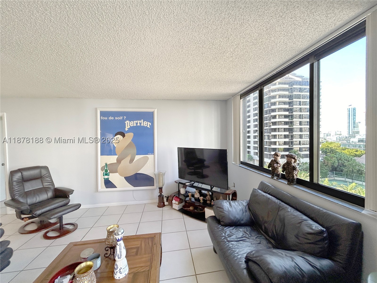 540 Brickell Key Dr #811, Miami FL 33131