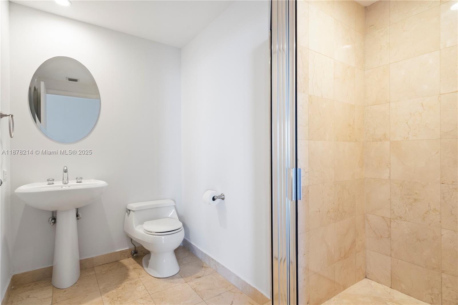 808 Brickell Key Dr #3106, Miami FL 33131