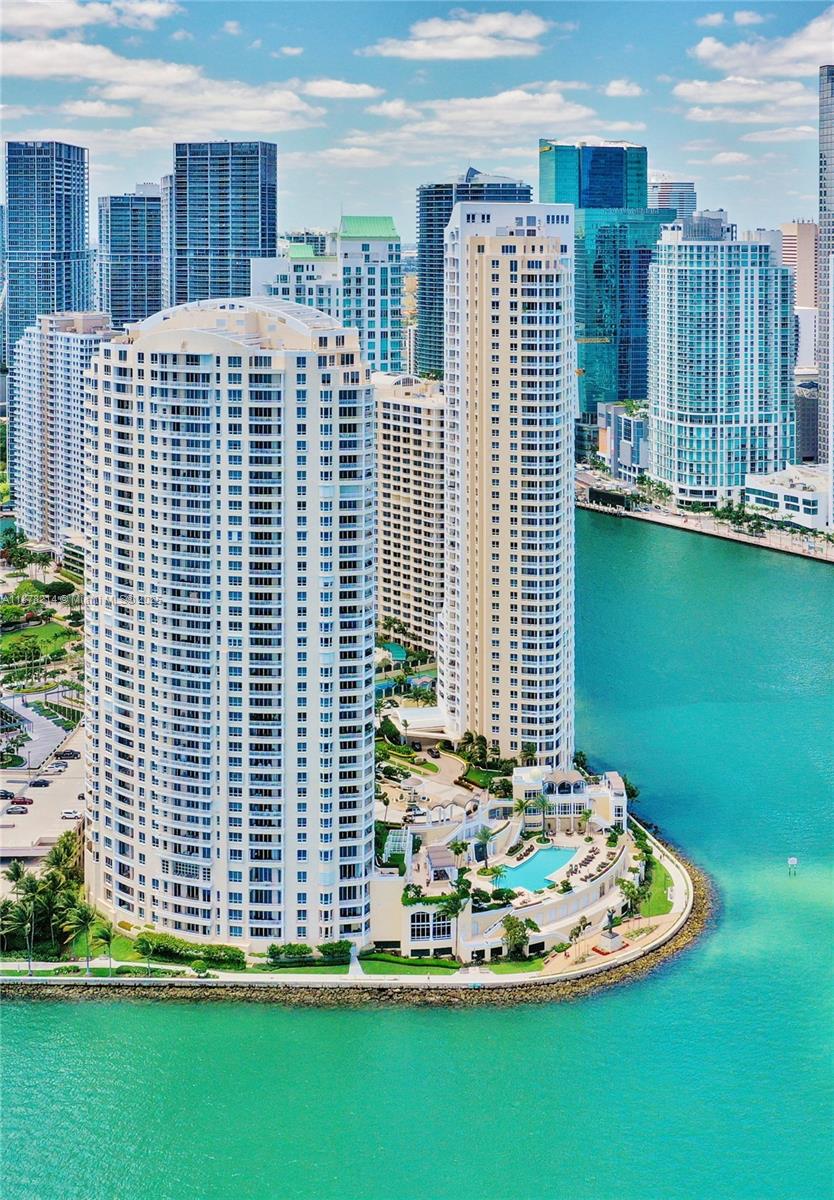 808 Brickell Key Dr #3106, Miami FL 33131