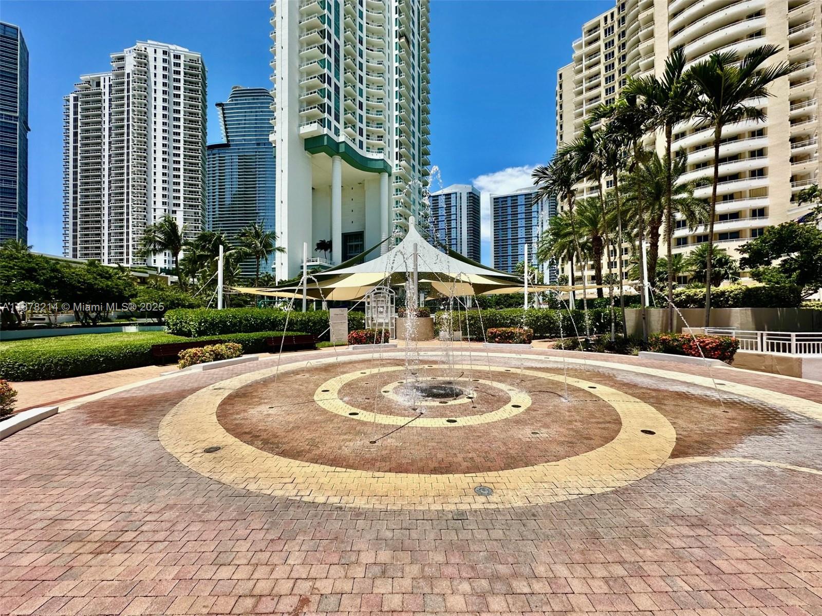 808 Brickell Key Dr #3106, Miami FL 33131