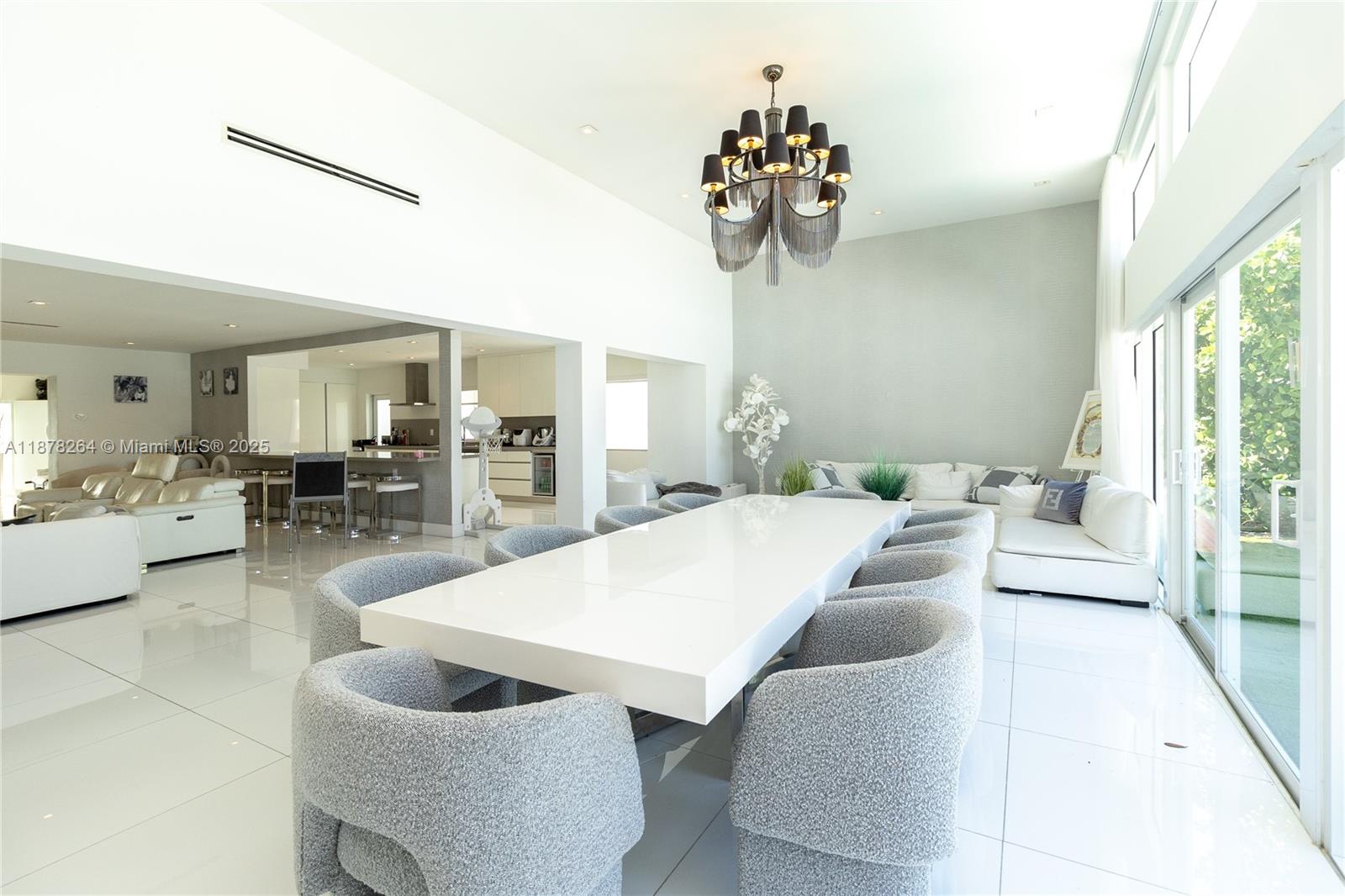 1215 N Biscayne Point Rd, Miami Beach FL 33141