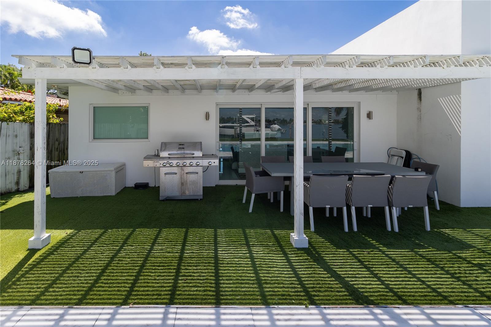 1215 N Biscayne Point Rd, Miami Beach FL 33141