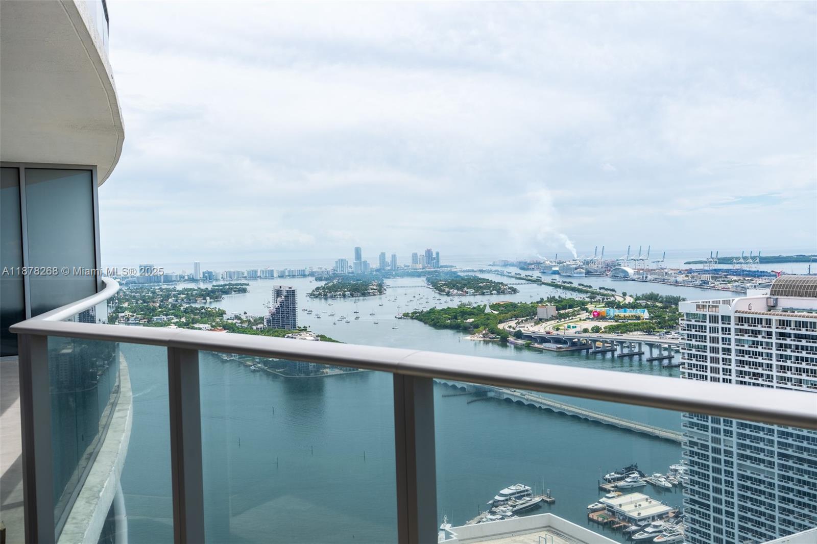 488 NE 18th St #4202, Miami FL 33132