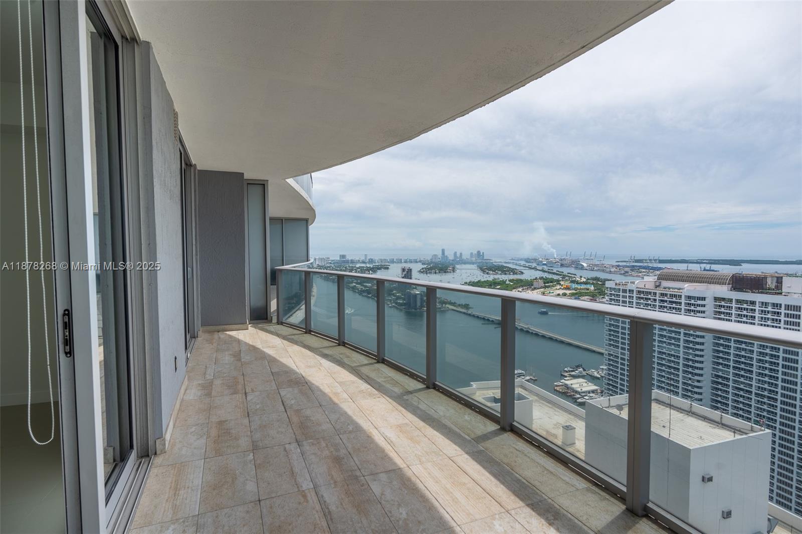 488 NE 18th St #4202, Miami FL 33132