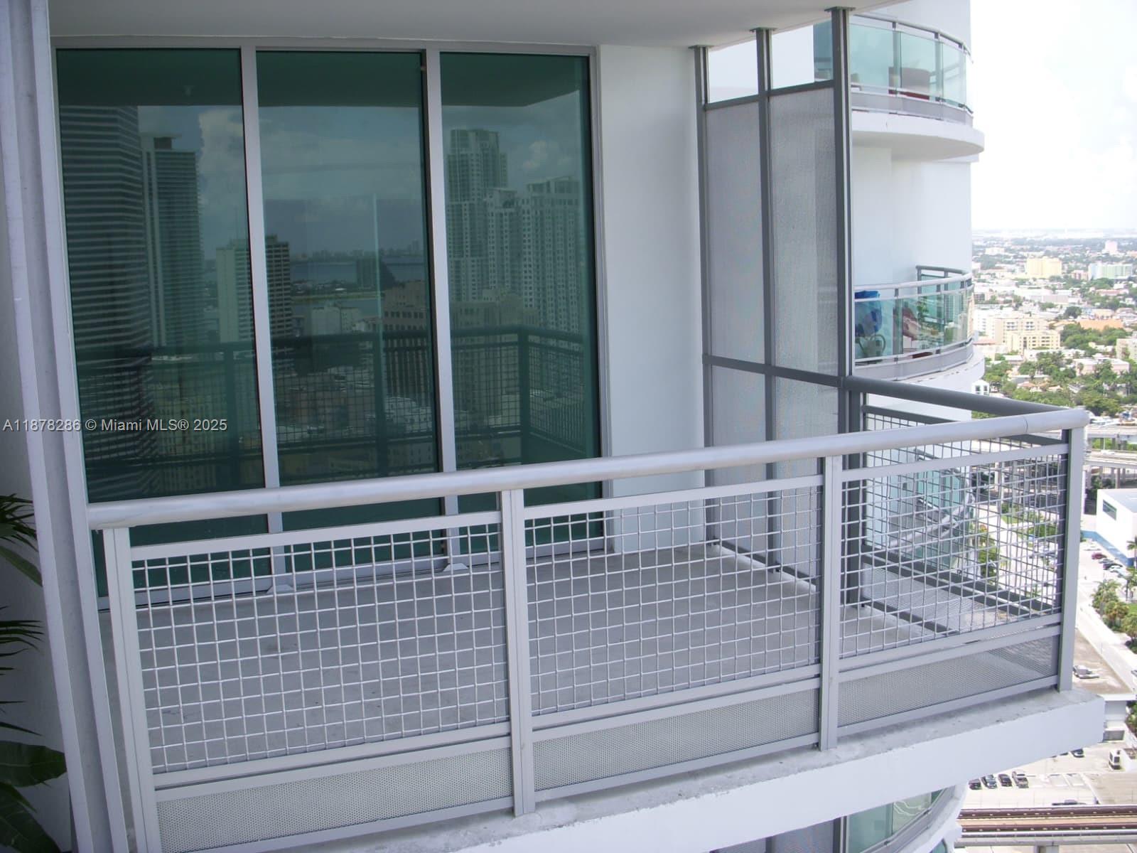 350 S Miami Ave #3409, Miami FL 33130