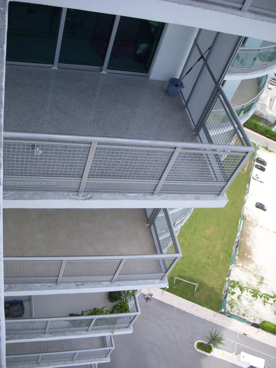 350 S Miami Ave #3409, Miami FL 33130