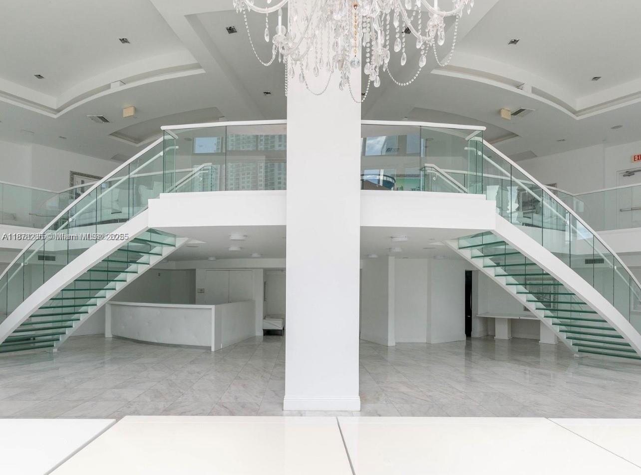 350 S Miami Ave #3409, Miami FL 33130
