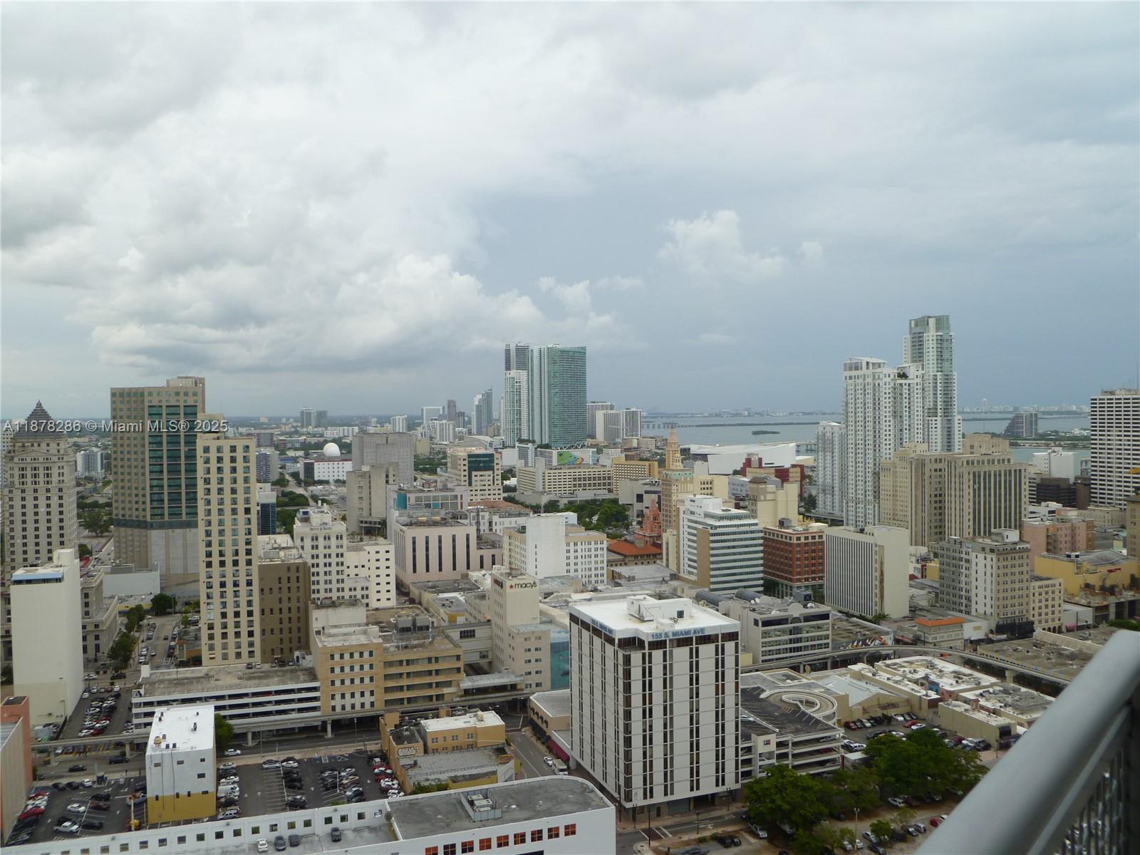 350 S Miami Ave #3409, Miami FL 33130