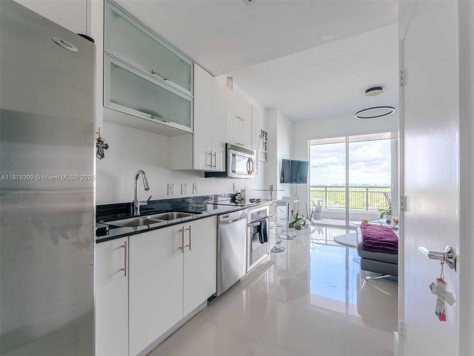 60 SW 13th St #2211, Miami FL 33130