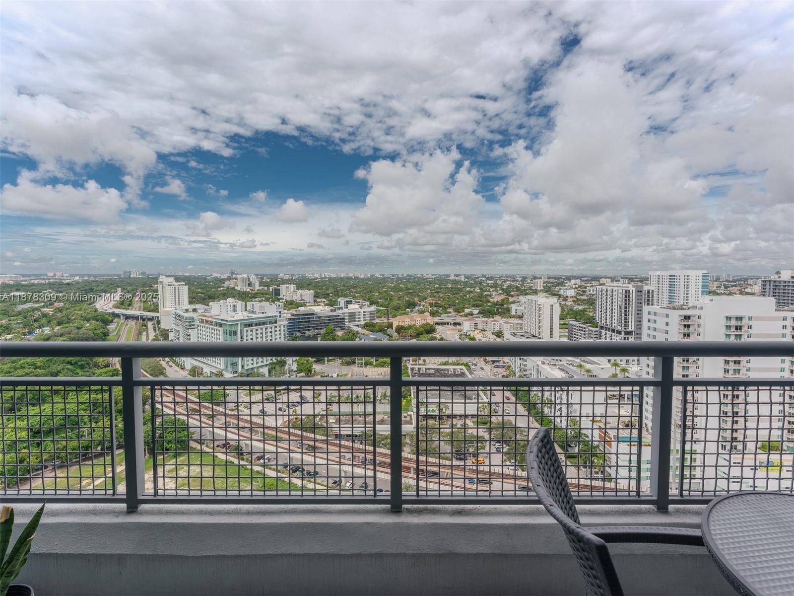 60 SW 13th St #2211, Miami FL 33130