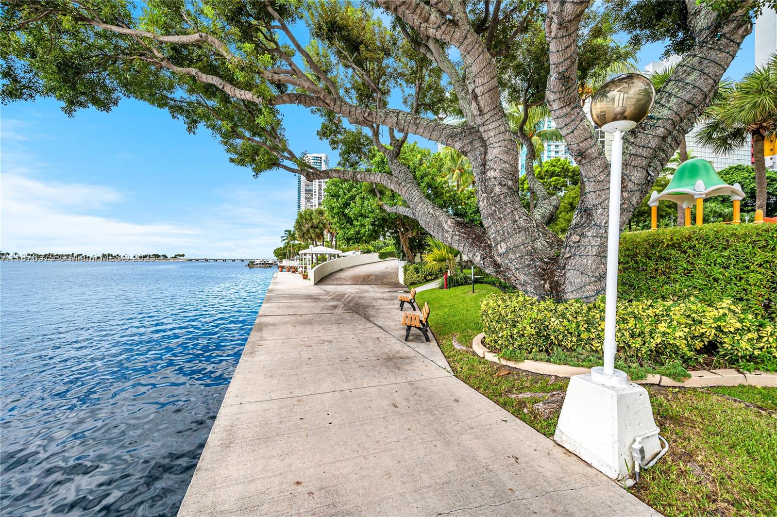 1925 Brickell Ave #D1108, Miami FL 33129