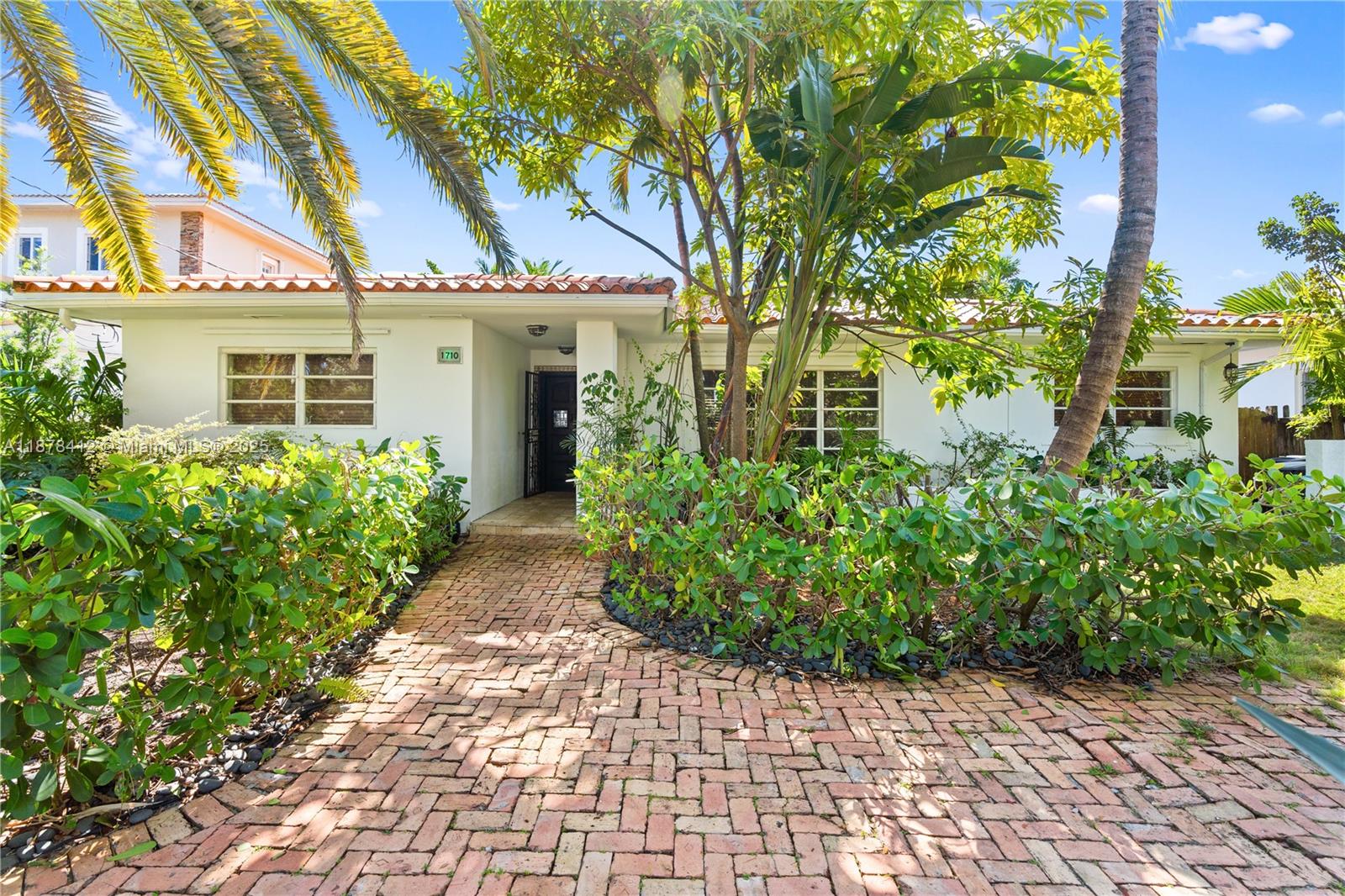 1710 Cleveland Rd, Miami Beach FL 33141