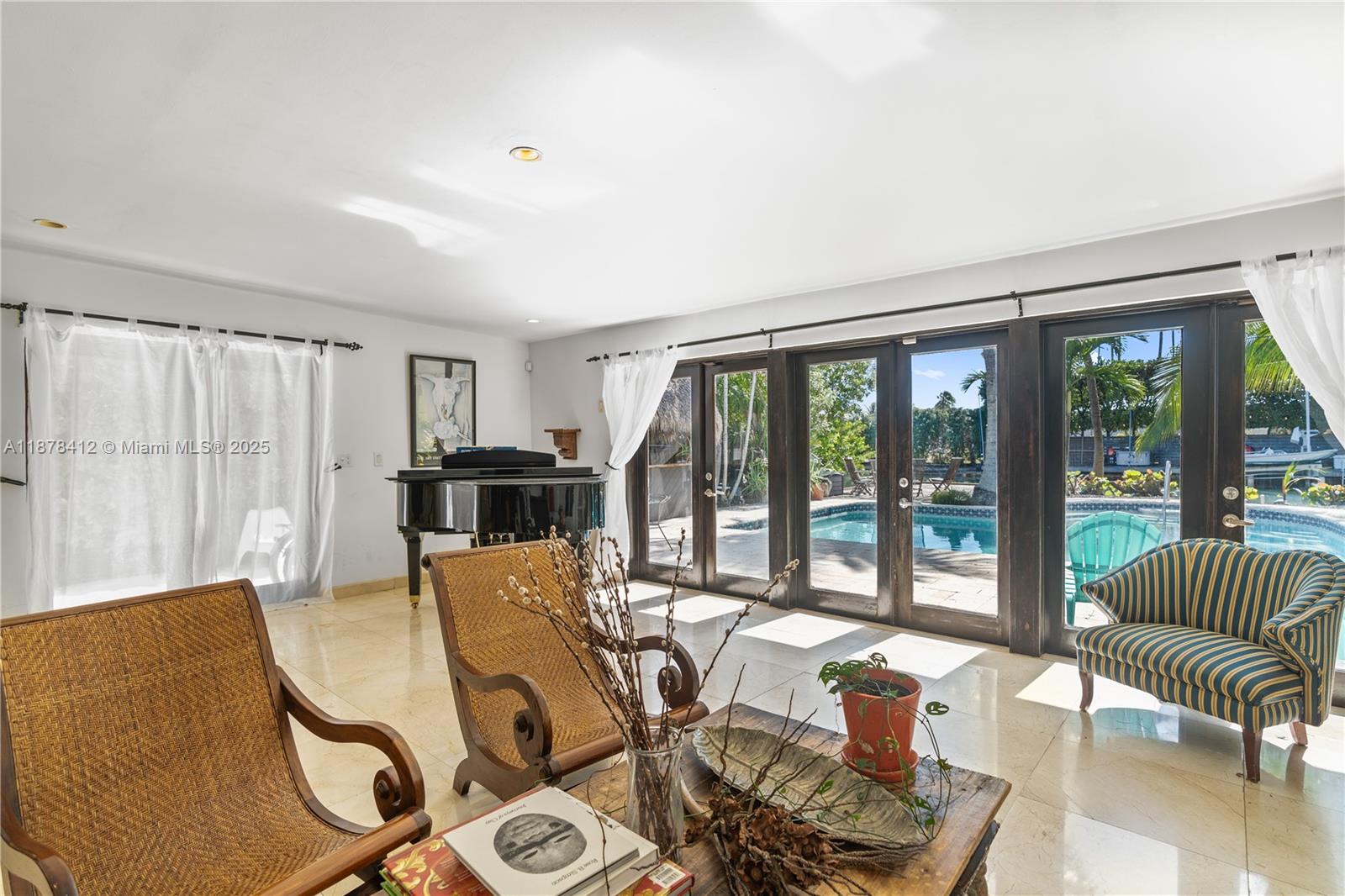 1710 Cleveland Rd, Miami Beach FL 33141