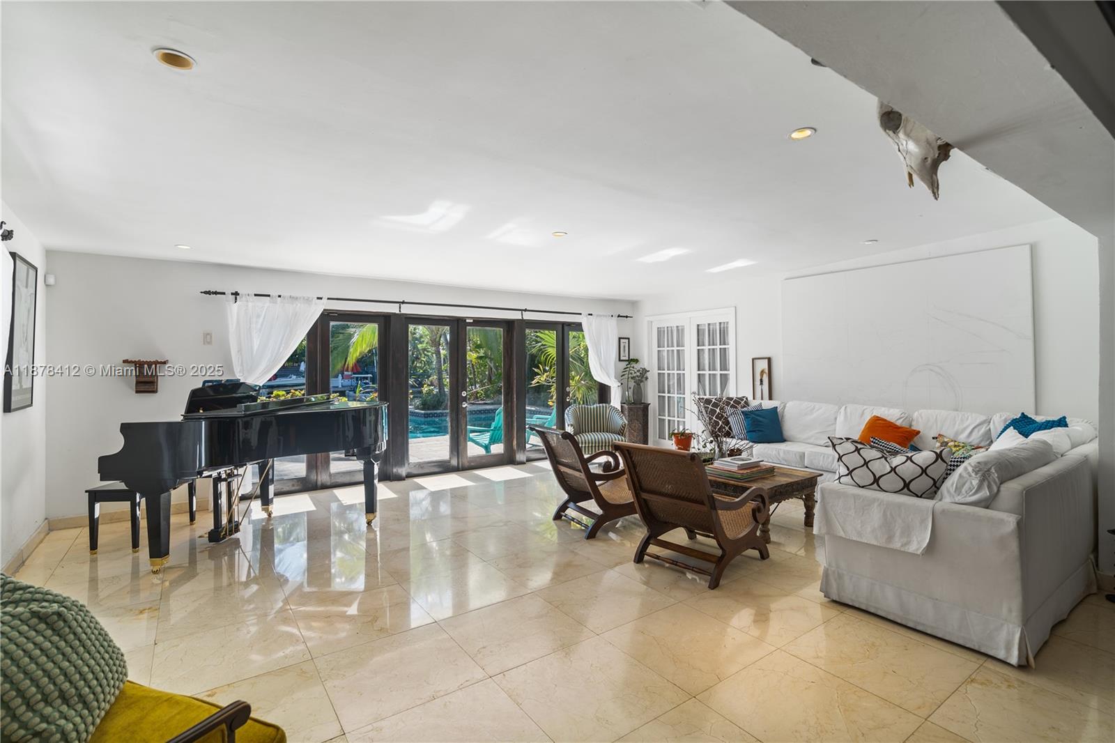 1710 Cleveland Rd, Miami Beach FL 33141
