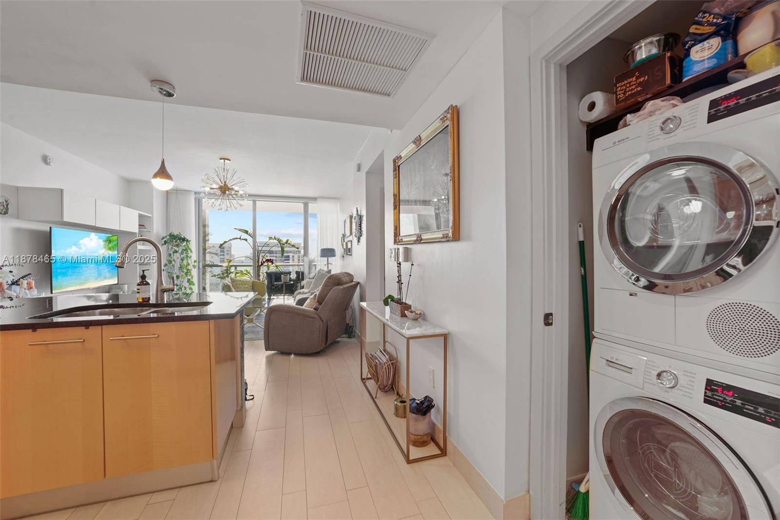 6799 Collins Ave #1006, Miami Beach FL 33141