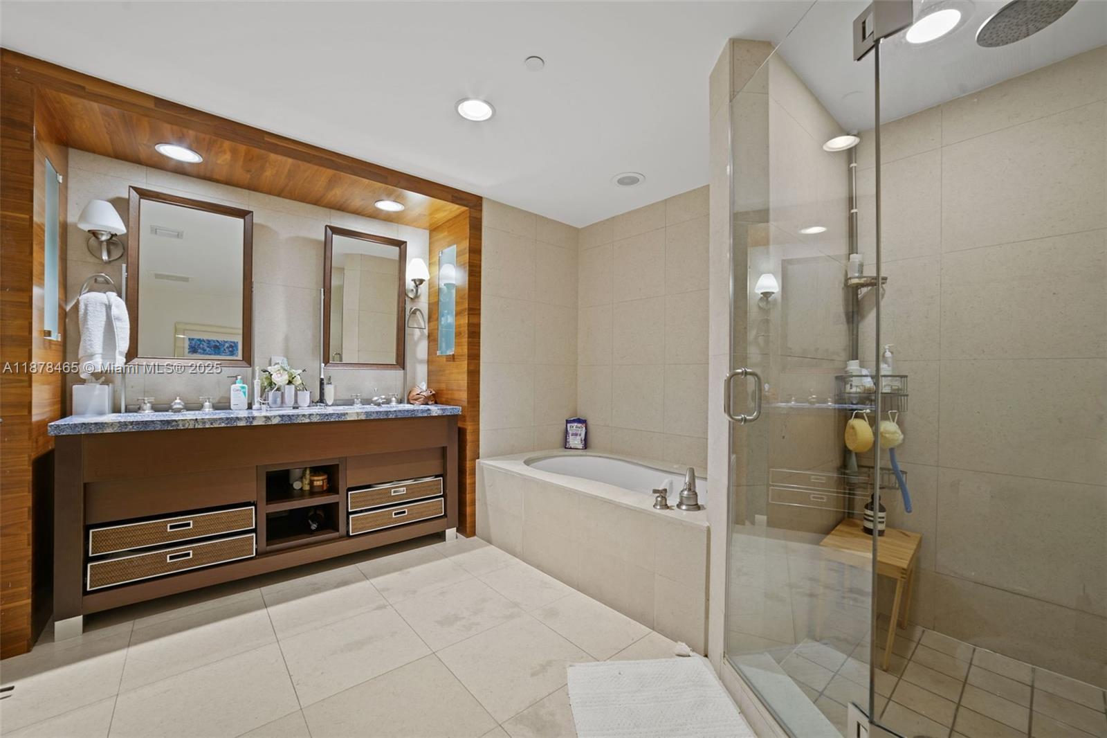 6799 Collins Ave #1006, Miami Beach FL 33141