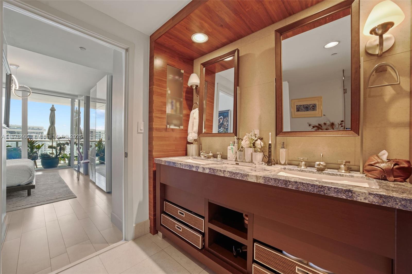 6799 Collins Ave #1006, Miami Beach FL 33141