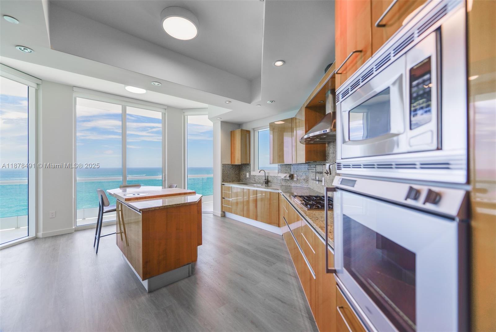 16051 Collins Ave #2102, Sunny Isles Beach FL 33160