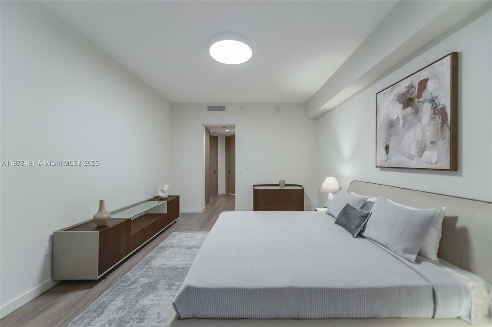 16051 Collins Ave #2102, Sunny Isles Beach FL 33160