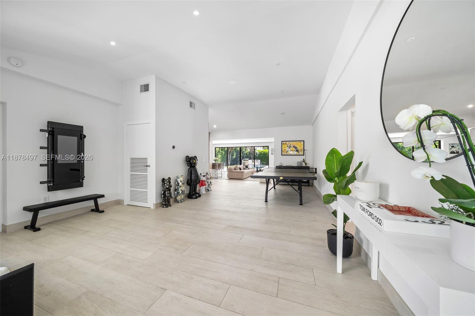 8033 Noremac Ave, Miami Beach FL 33141