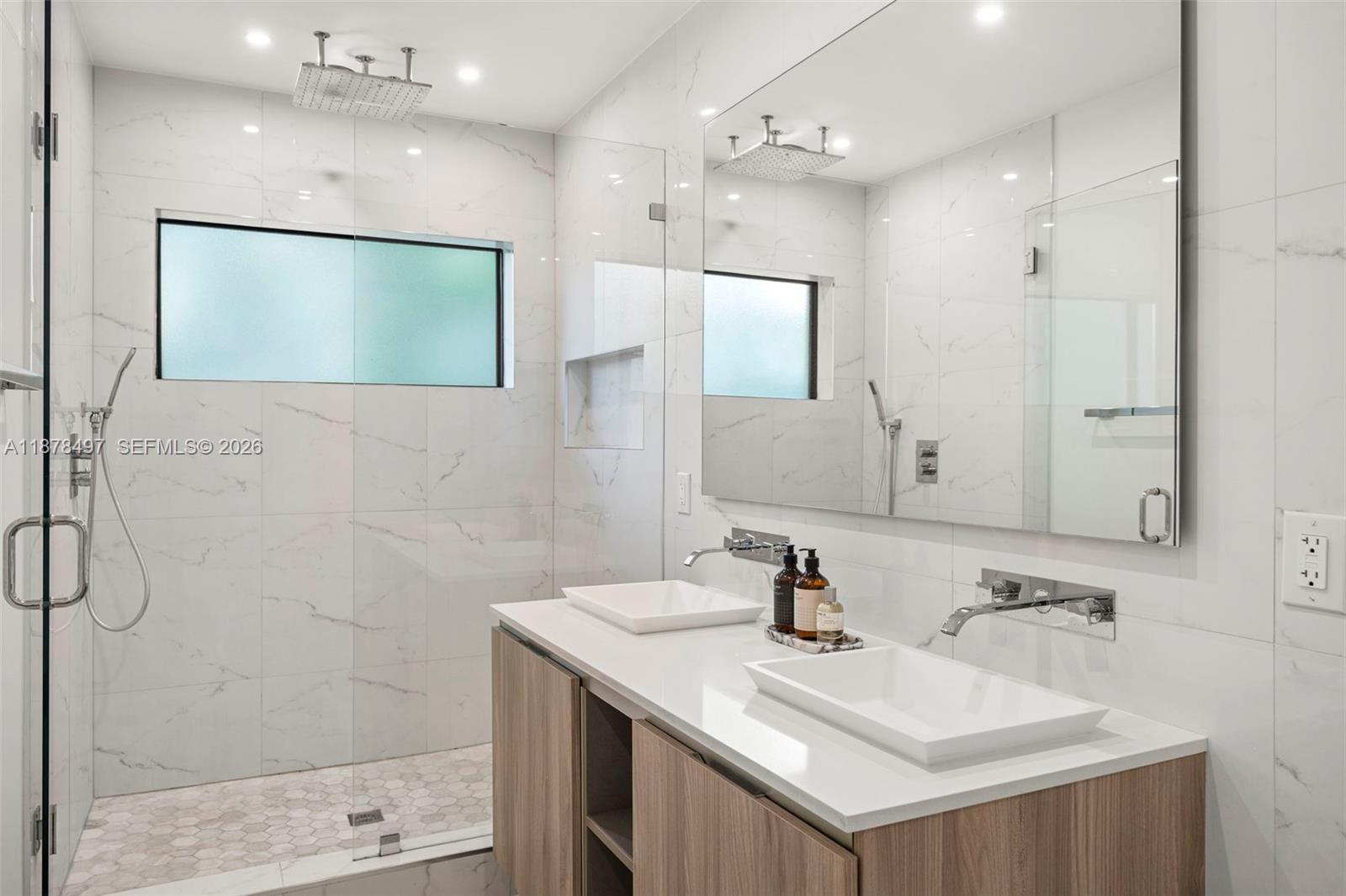 8033 Noremac Ave, Miami Beach FL 33141