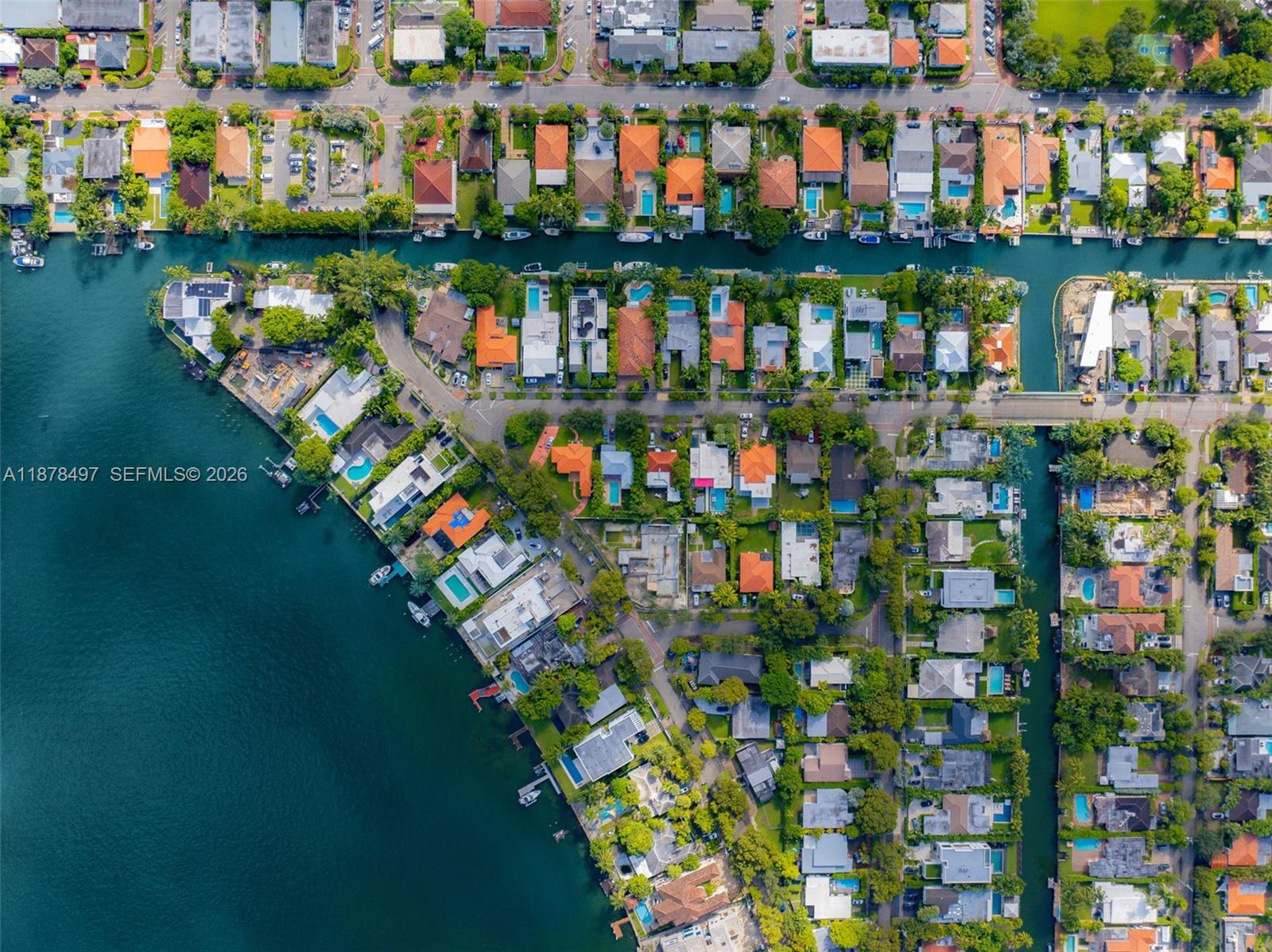 8033 Noremac Ave, Miami Beach FL 33141