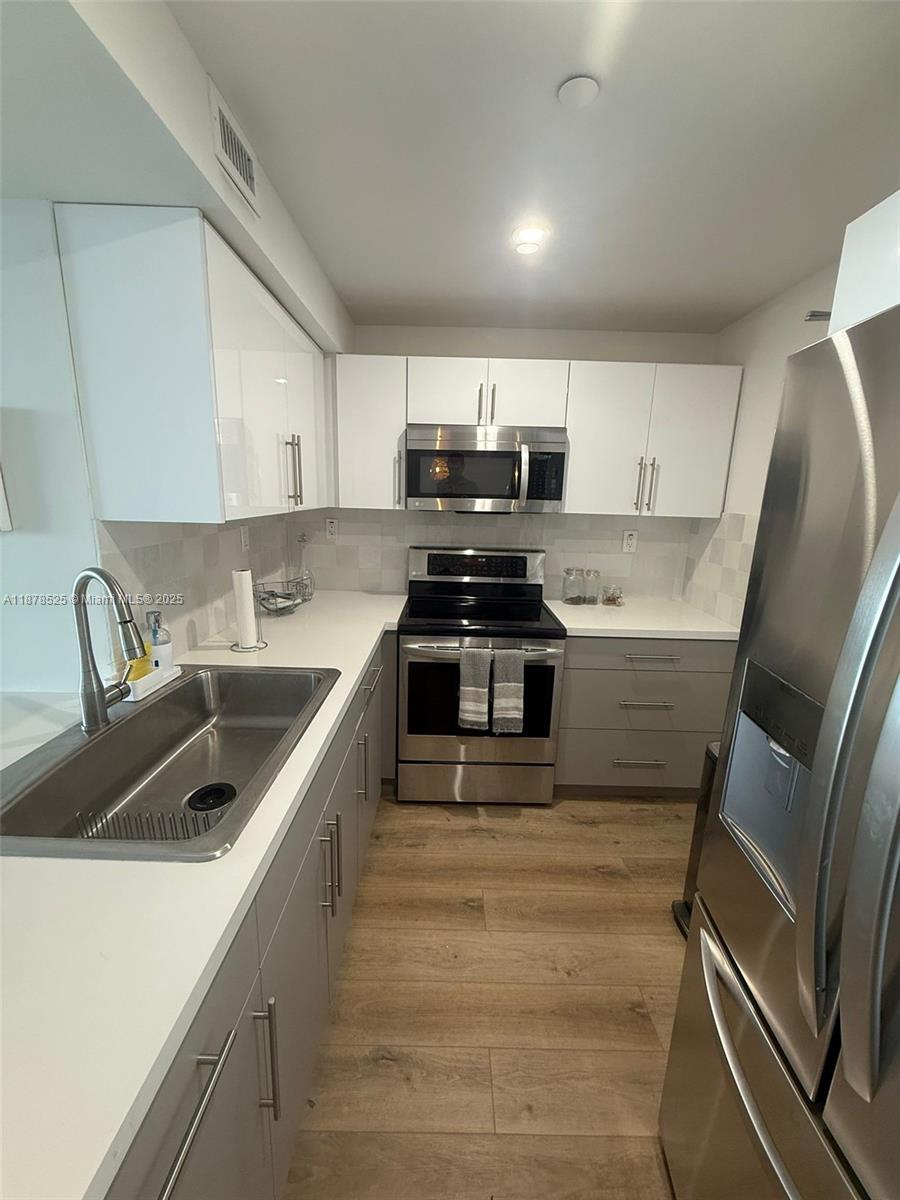 1200 West Ave #710, Miami Beach FL 33139