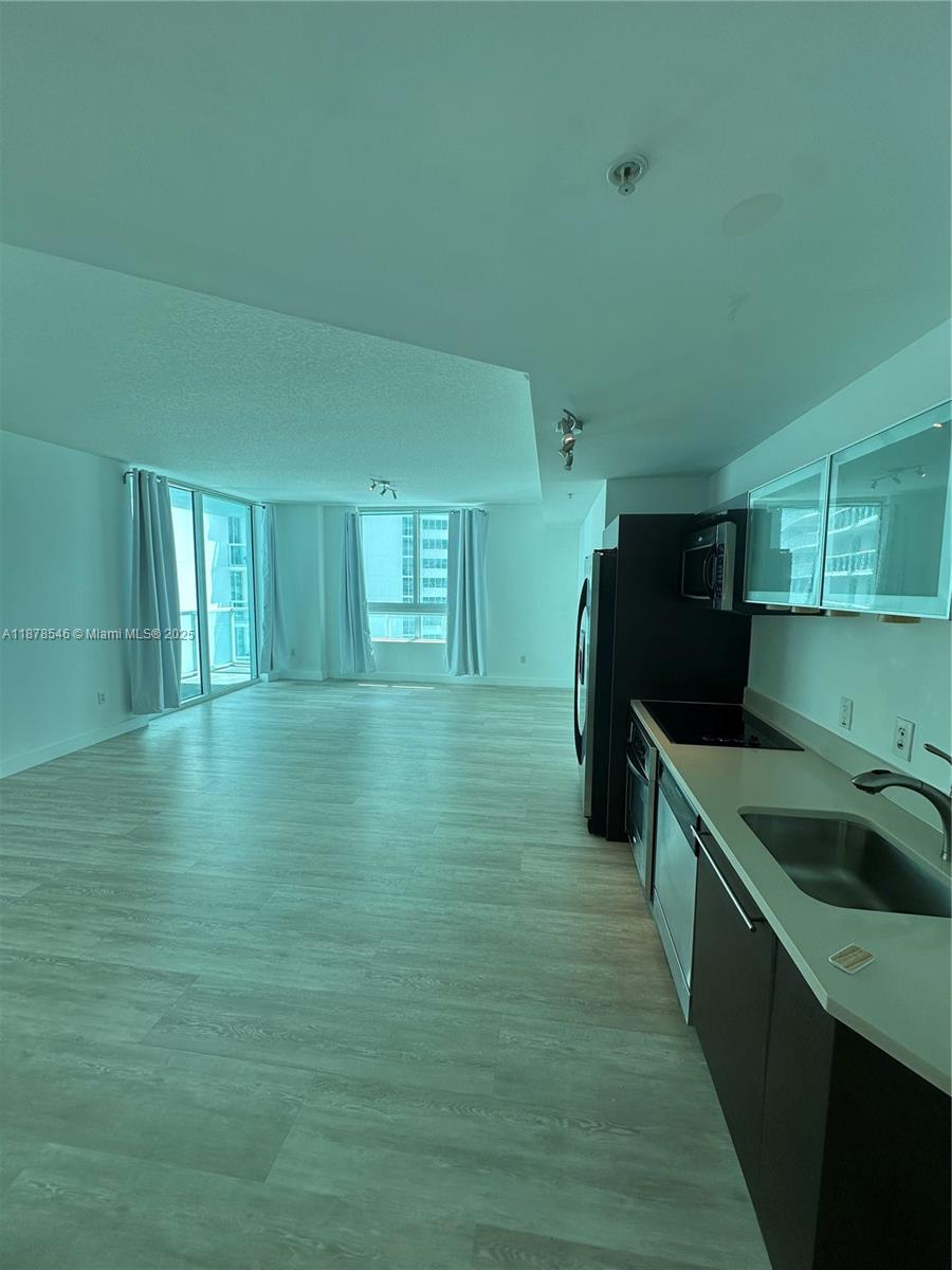 1900 N Bayshore Dr #2305, Miami FL 33132