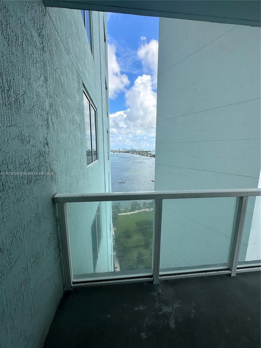 1900 N Bayshore Dr #2305, Miami FL 33132