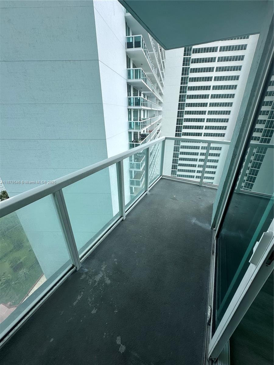 1900 N Bayshore Dr #2305, Miami FL 33132