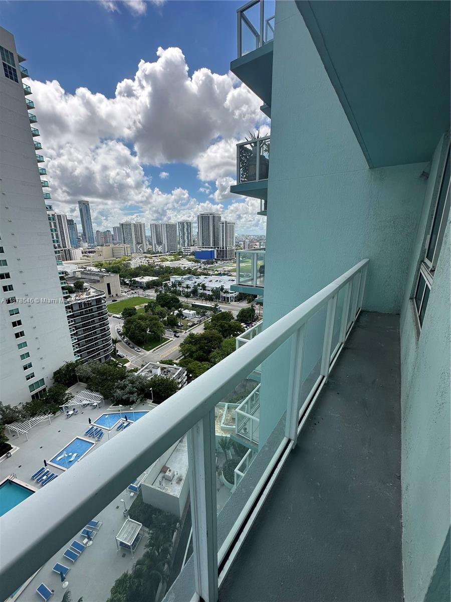 1900 N Bayshore Dr #2305, Miami FL 33132