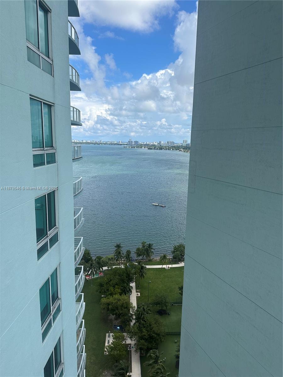 1900 N Bayshore Dr #2305, Miami FL 33132
