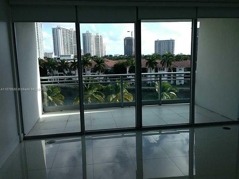 2950 NE 188 ST #344, Aventura FL 33180