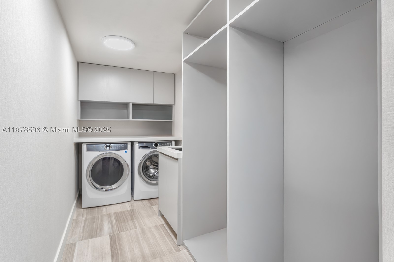 4701 N Meridian Ave #222, Miami Beach FL 33140
