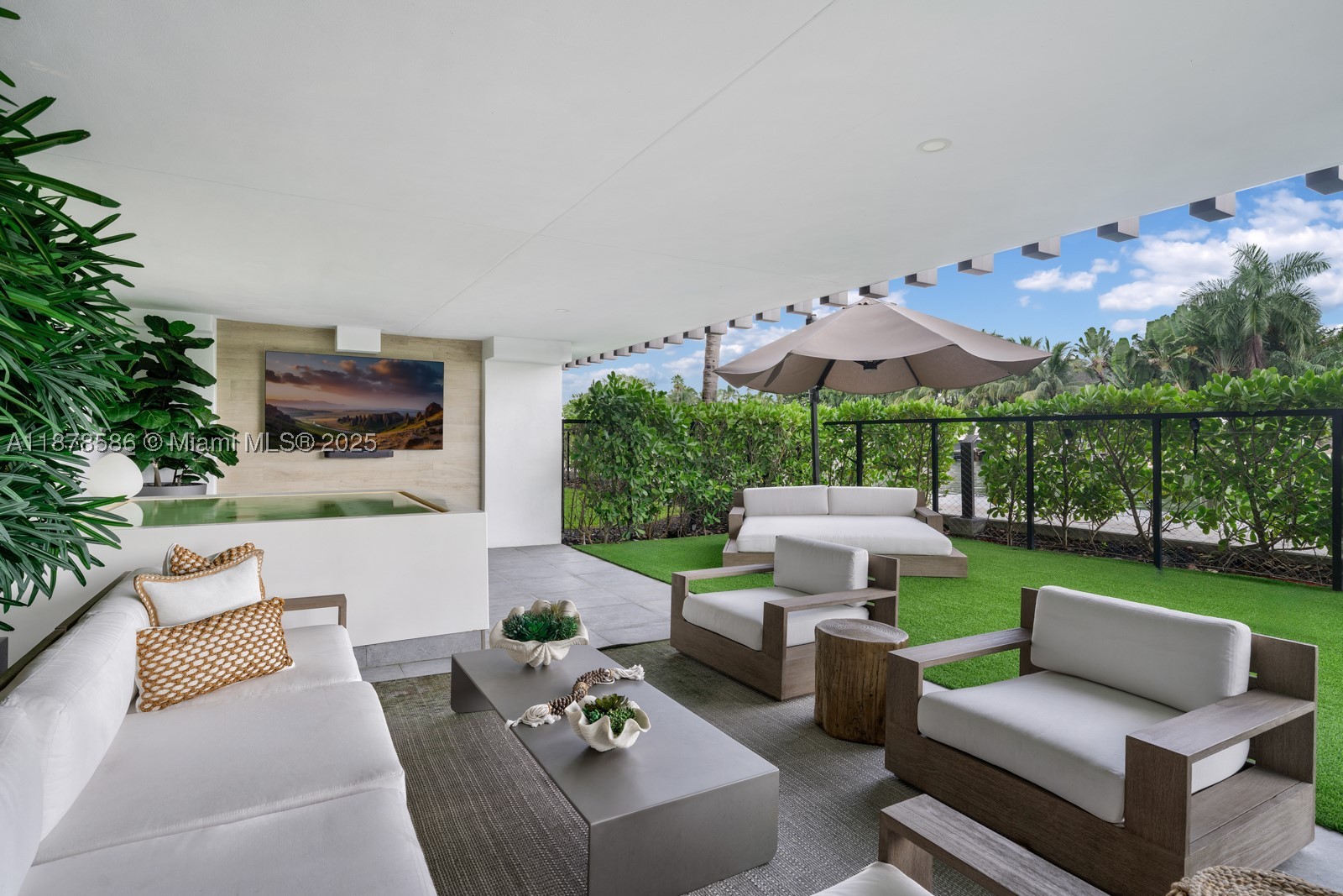 4701 N Meridian Ave #222, Miami Beach FL 33140