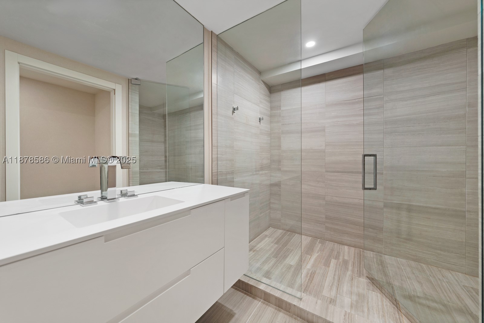 4701 N Meridian Ave #222, Miami Beach FL 33140