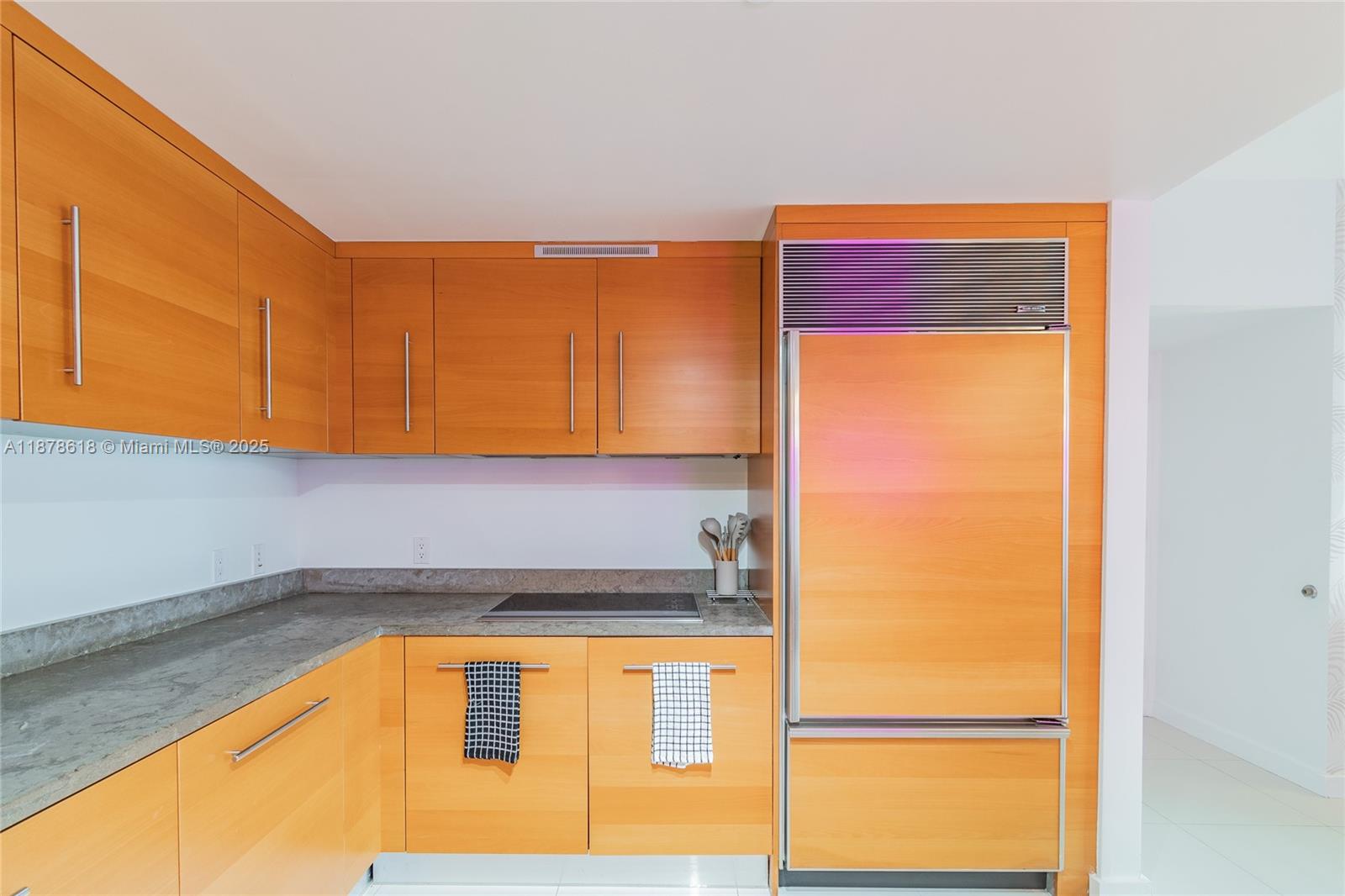 485 Brickell Ave #1601, Miami FL 33131
