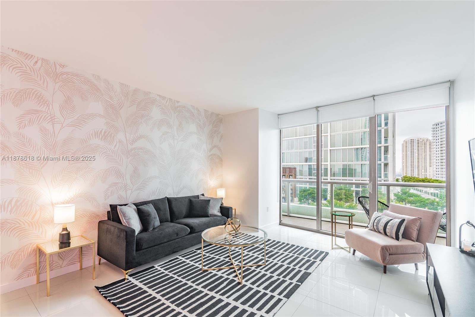 485 Brickell Ave #1601, Miami FL 33131