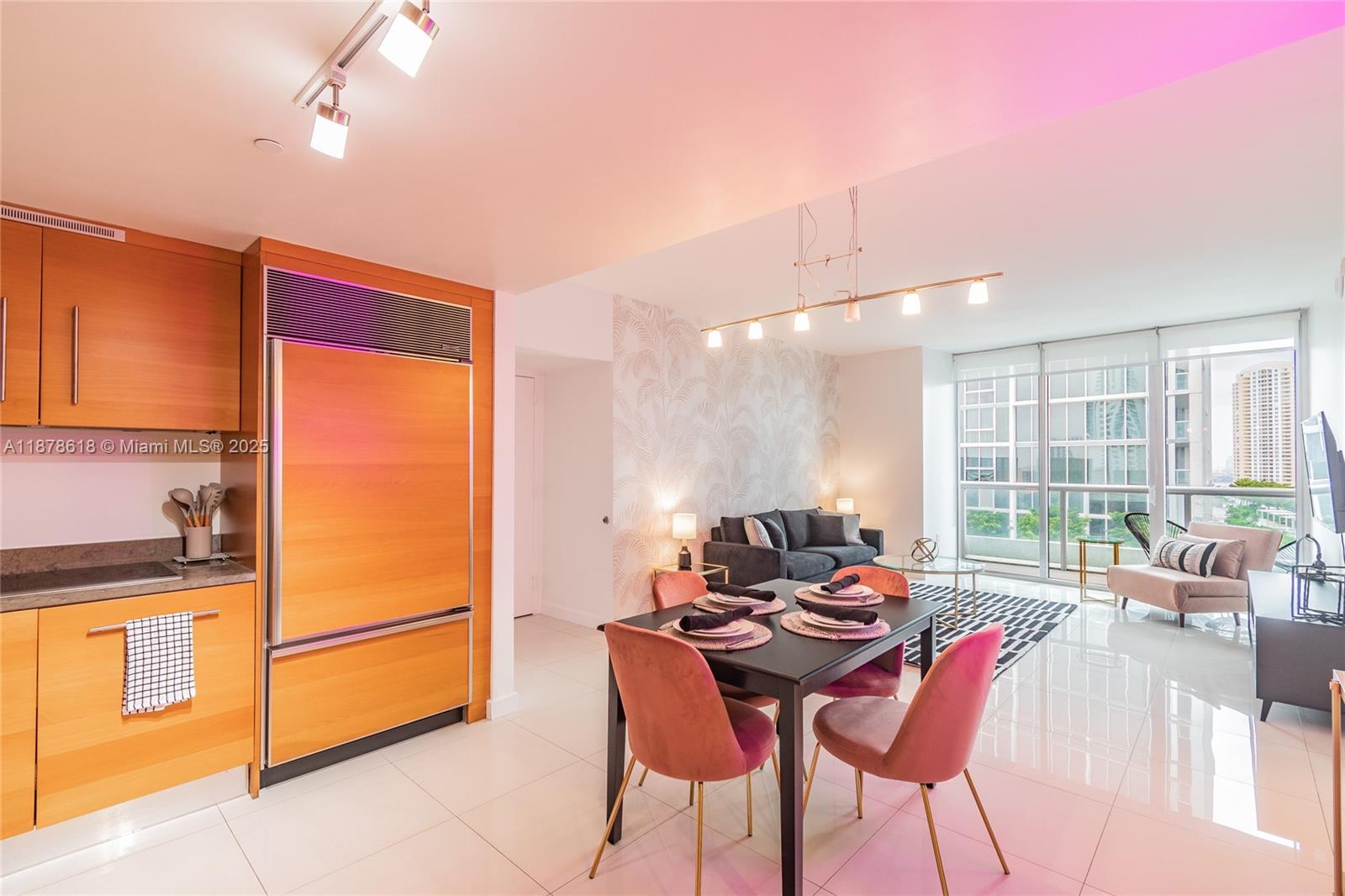 485 Brickell Ave #1601, Miami FL 33131
