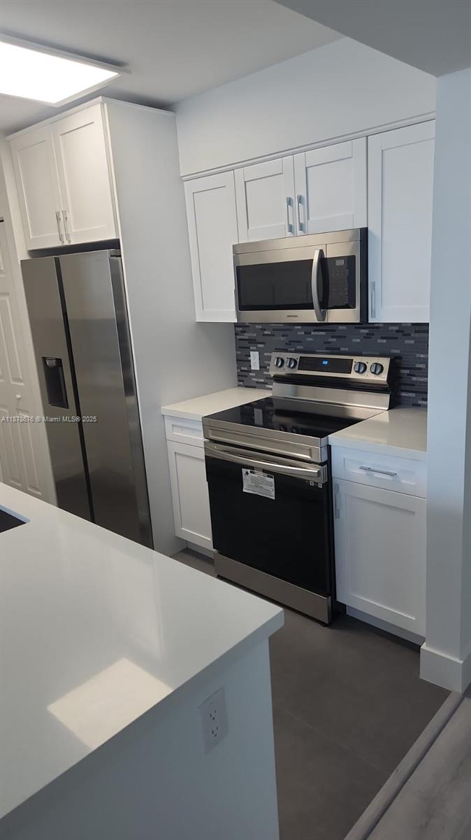1155 Brickell Bay Dr #2405, Miami FL 33131